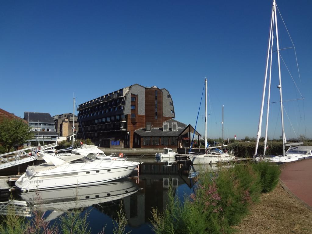 Les Marinas Port Deauville Exterior photo